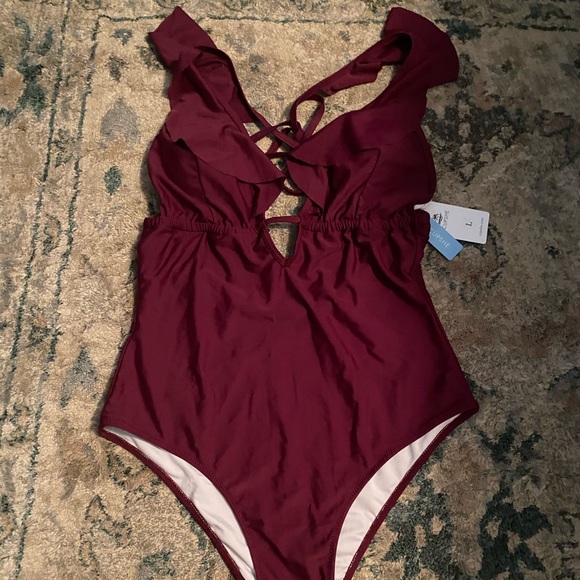 One piece swimsuit - Picture 2 of 10